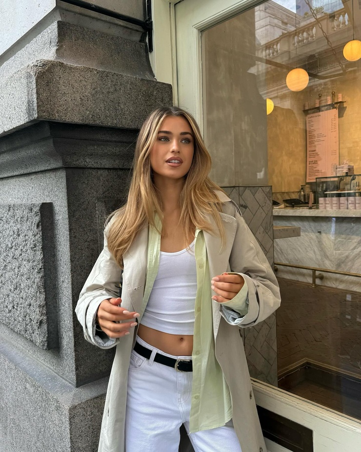 Ellie Jayne