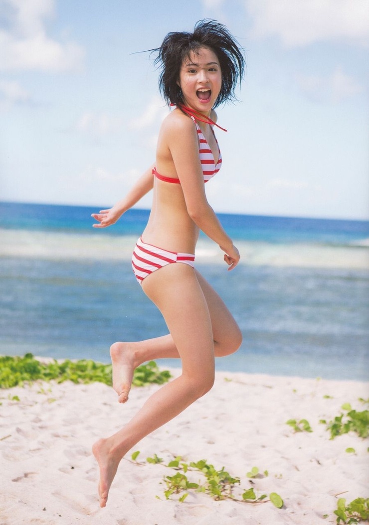 Suzu Hirose