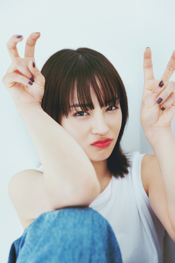 Suzu Hirose