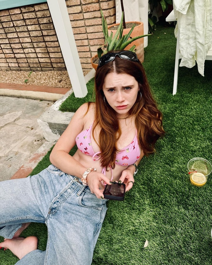 Violet Brinson