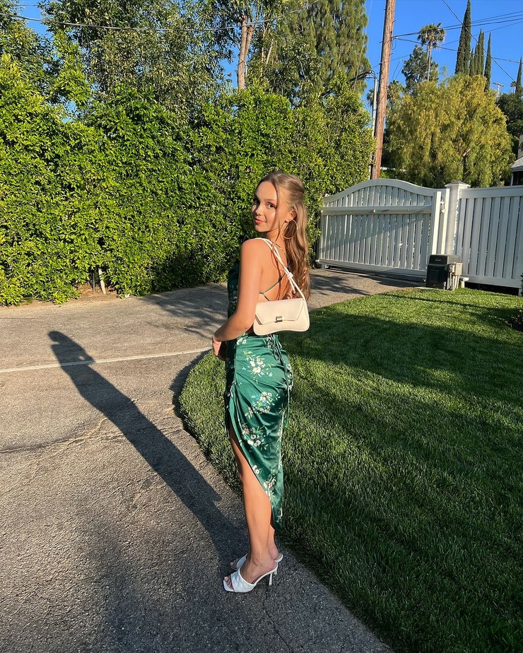 Savannah May