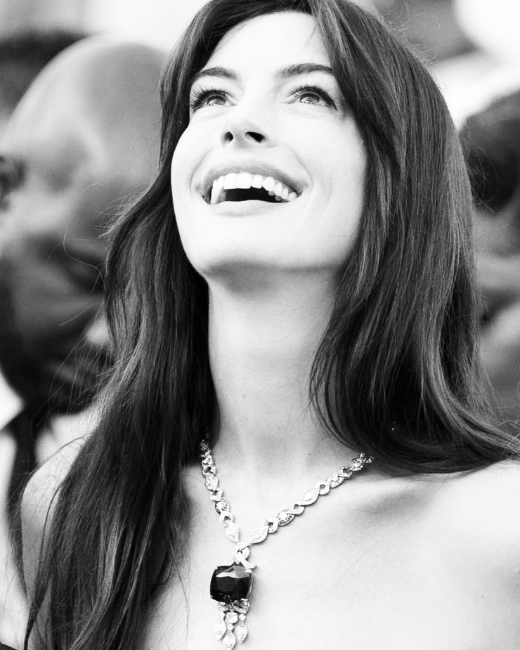 Anne Hathaway