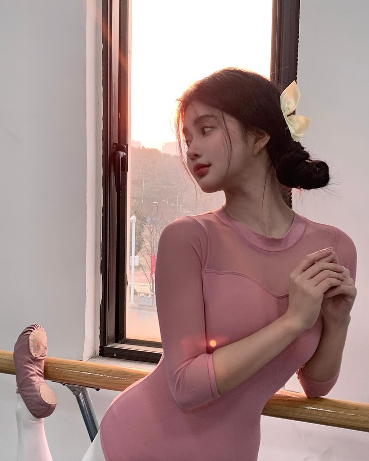 Lau Uqi