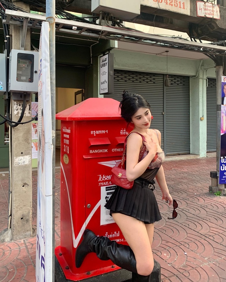 Lau Uqi