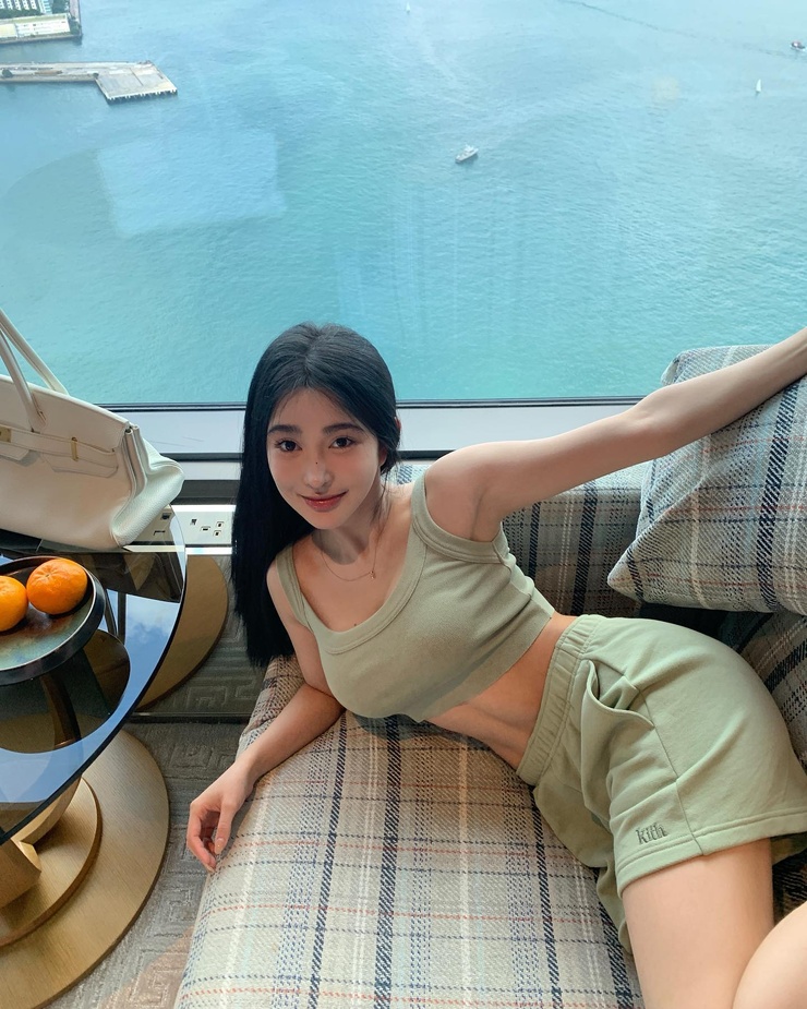 Lau Uqi
