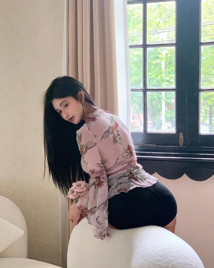 Lau Uqi