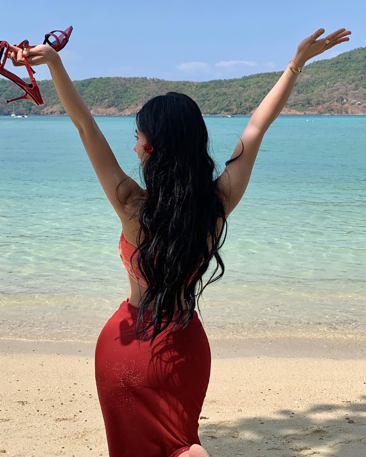 Lau Uqi