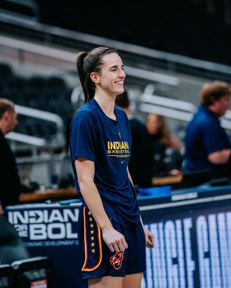 Caitlin Clark (ii)
