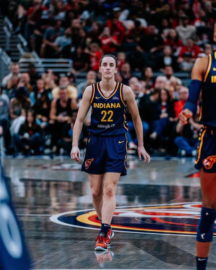 Caitlin Clark (ii)