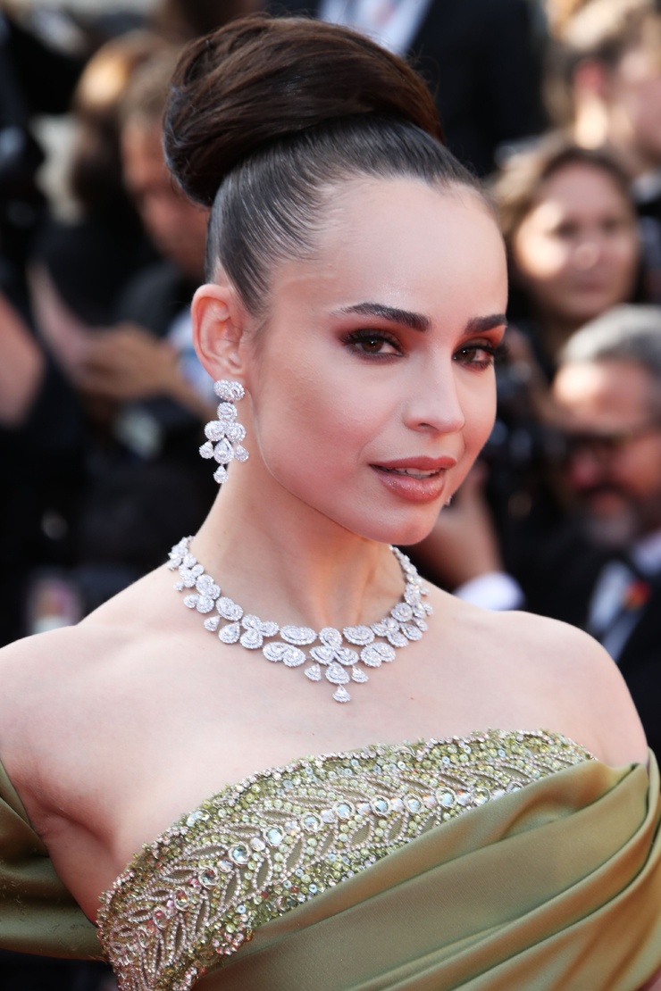 Sofia Carson