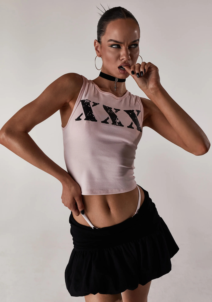 Liora Lapointe Liora Lapointe