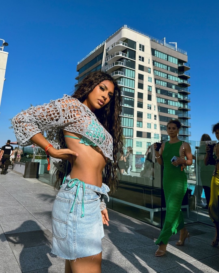 Paula DeAnda