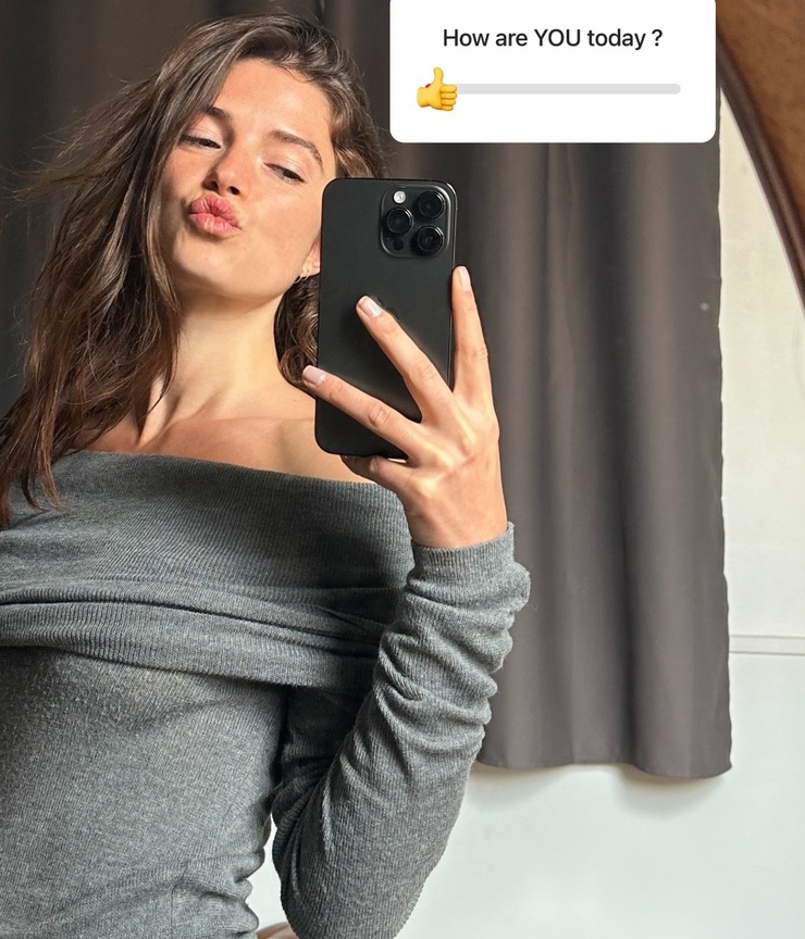 Eve Dumon