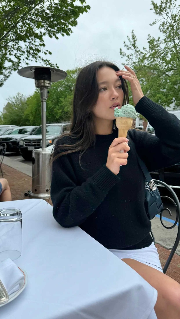 Lily Chee Lily Chee