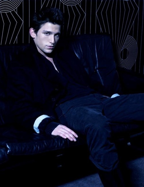 Daren Kagasoff image