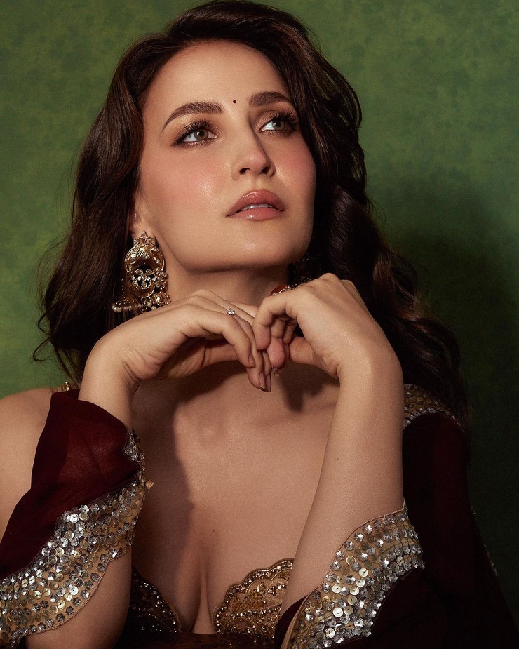 Elli Avram