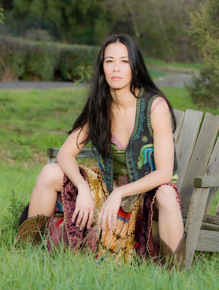 Angelique Midthunder