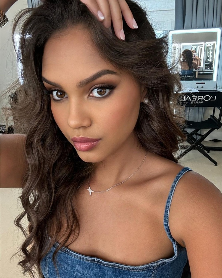 Indira Ampiot