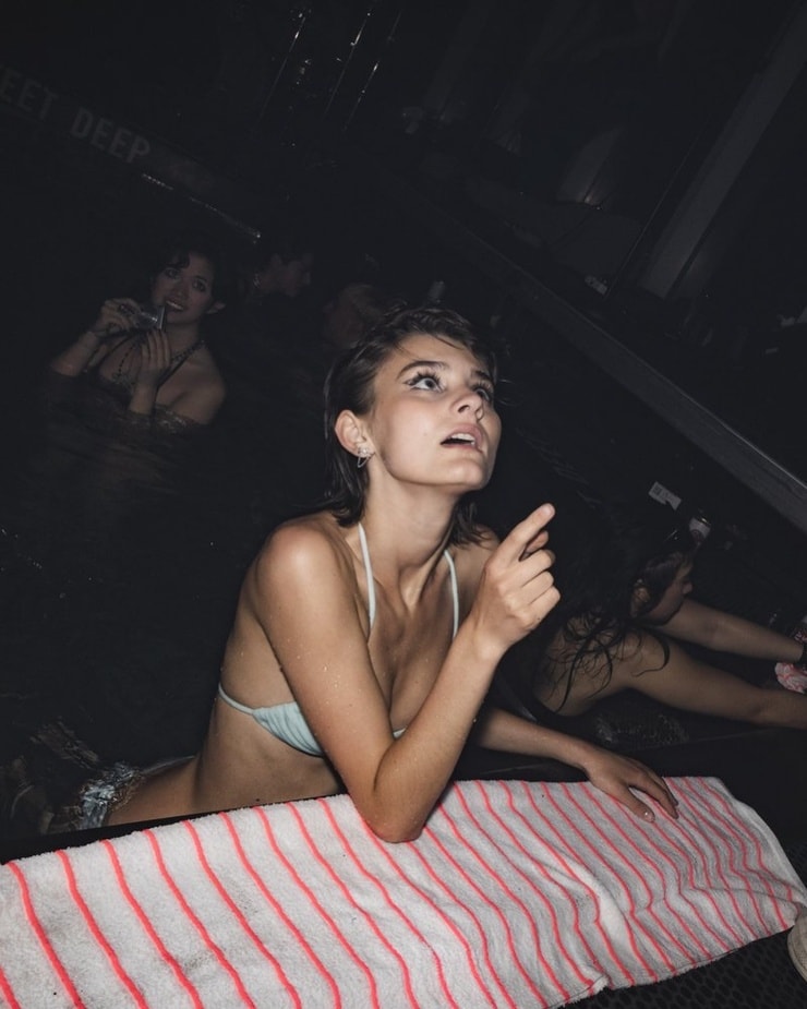 Bec Corosanite