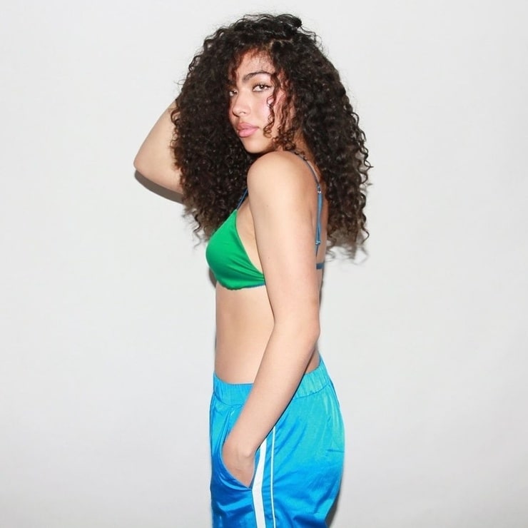 Allegra Acosta