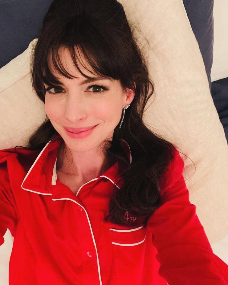 Anne Hathaway