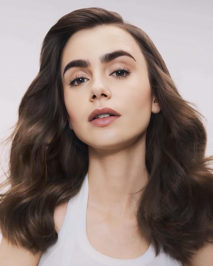 Lily Collins Lily Collins