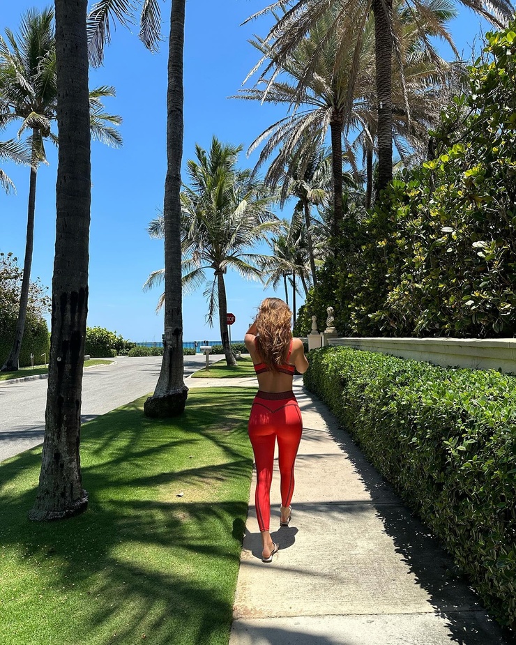 Daniella Beckerman Daniella Beckerman