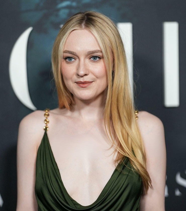 Dakota Fanning Dakota Fanning
