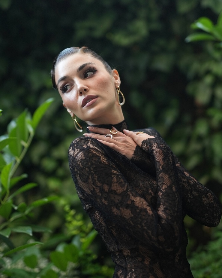 Hande Erçel Hande Erçel