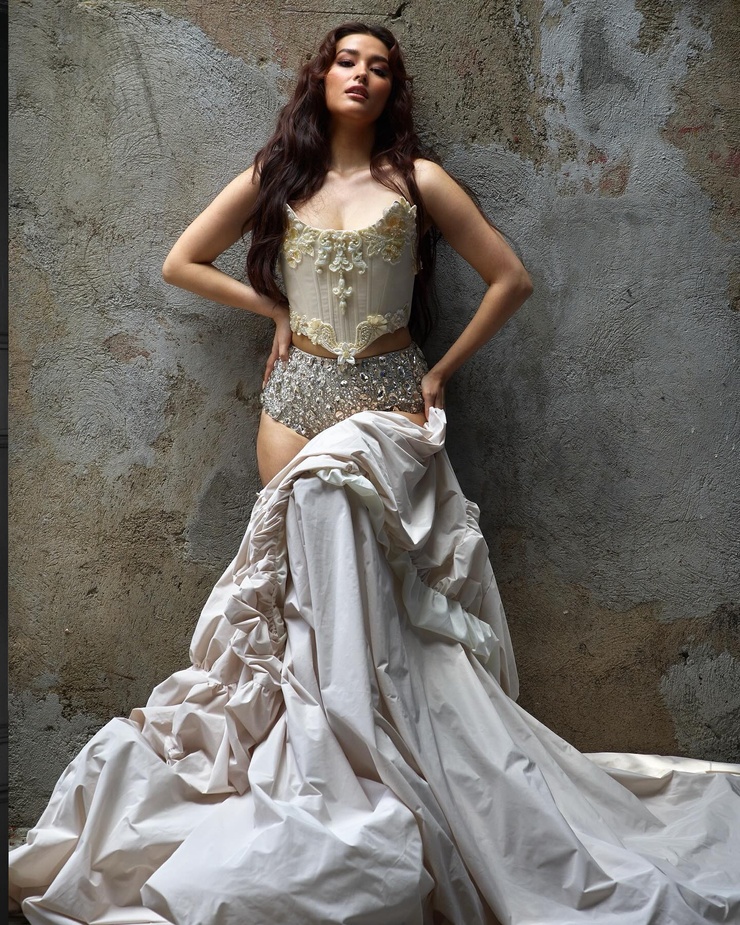 Liza Soberano