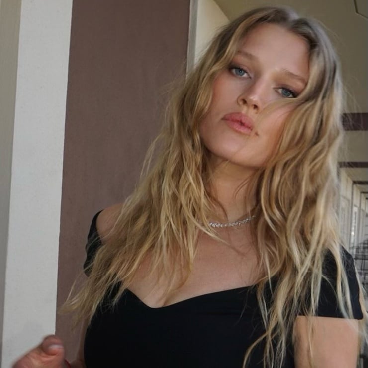 Toni Garrn