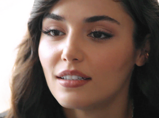 Hande Erçel Hande Erçel