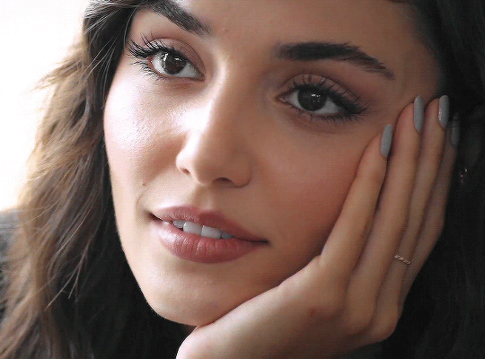 Hande Erçel