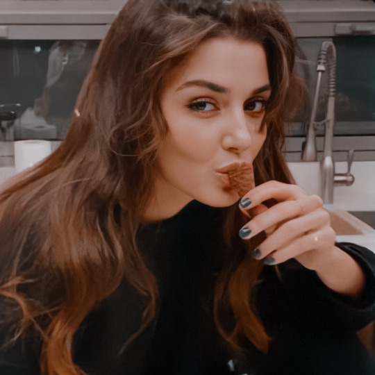 Hande Erçel Hande Erçel