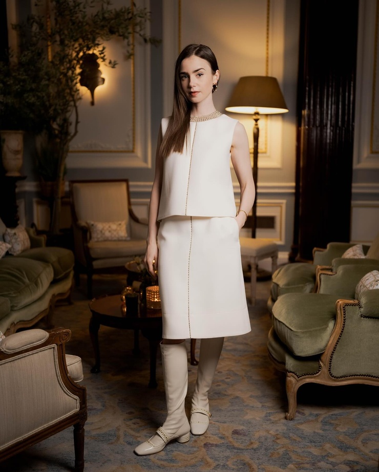 Lily Collins Lily Collins