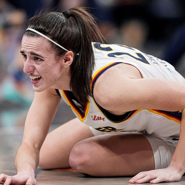 Caitlin Clark (ii)