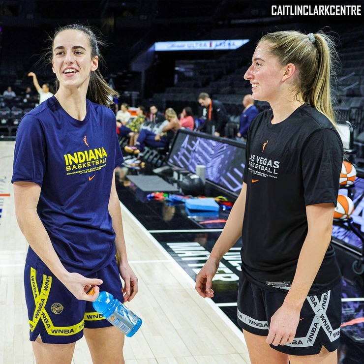 Caitlin Clark (ii)