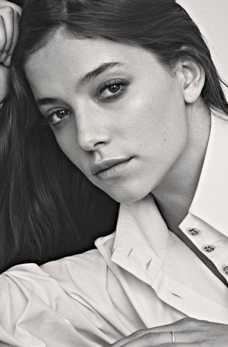 Zoé Adjani