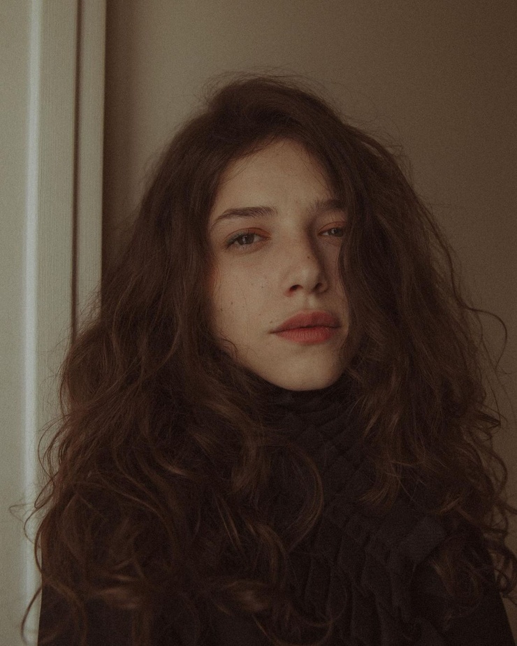 Zoé Adjani