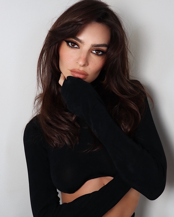 Emily Ratajkowski Emily Ratajkowski