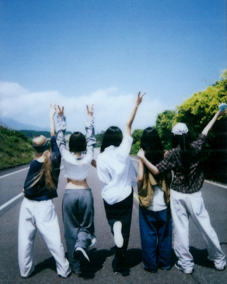 NewJeans