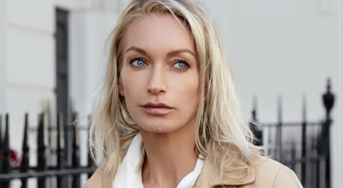 Lisa Hilton (II)