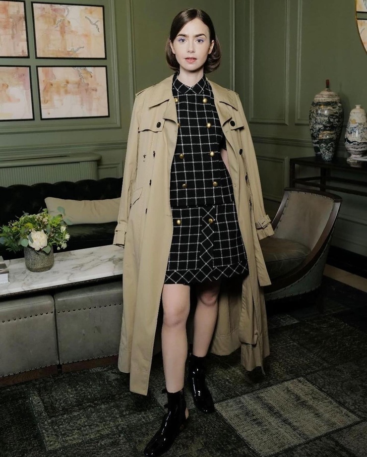 Lily Collins