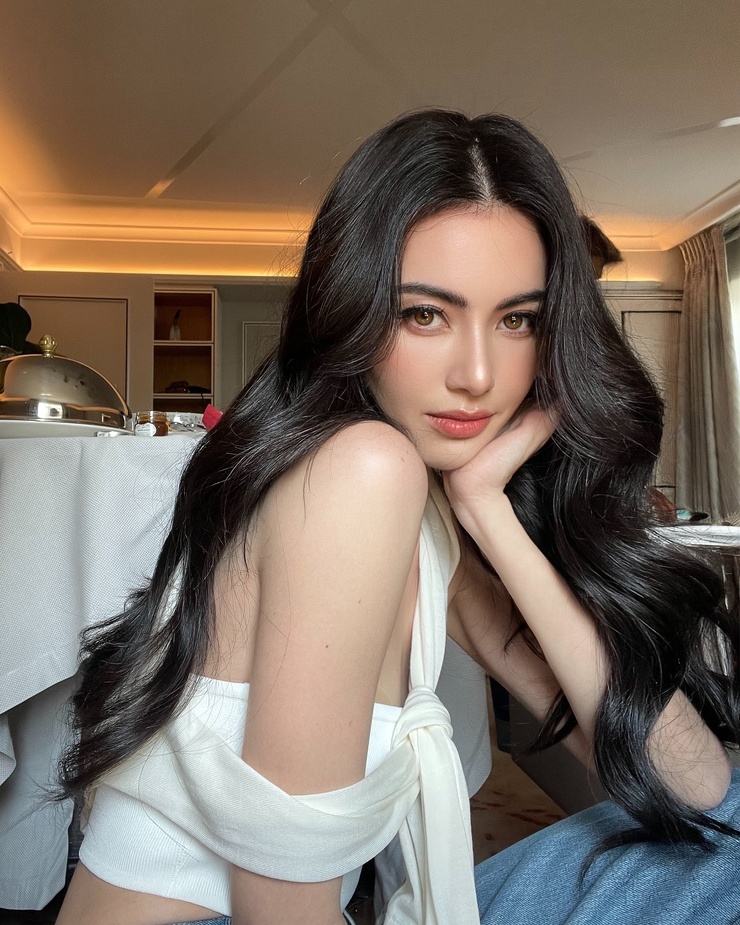 Davika Hoorne