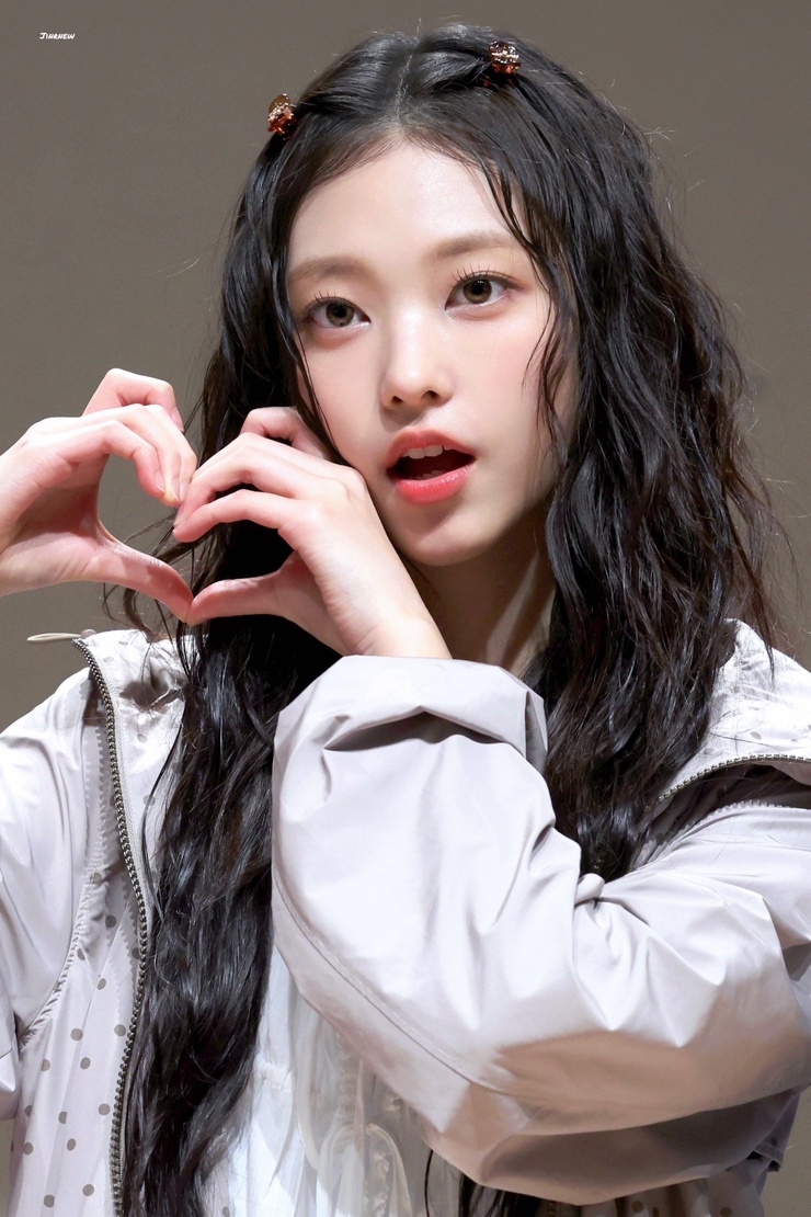 Hae-rin Kang