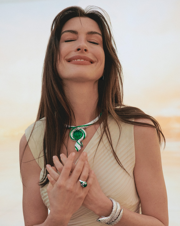 Anne Hathaway Anne Hathaway
