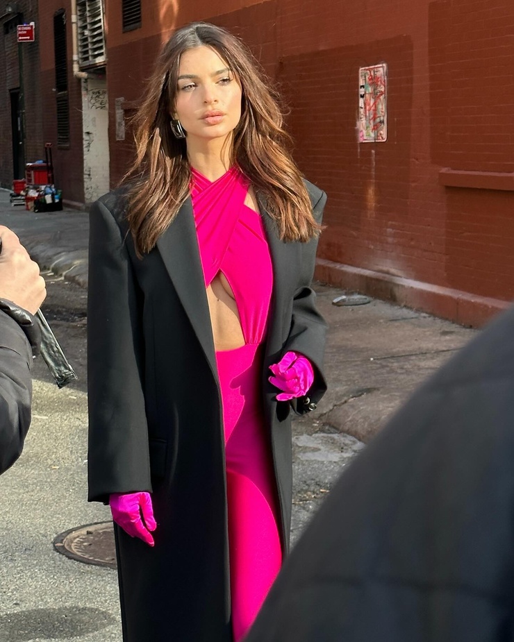 Emily Ratajkowski