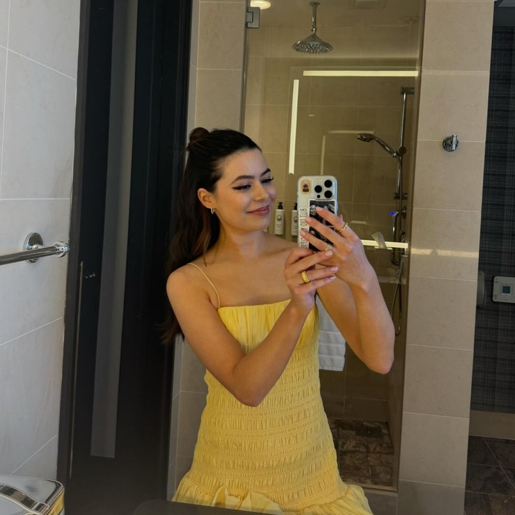 Miranda Cosgrove