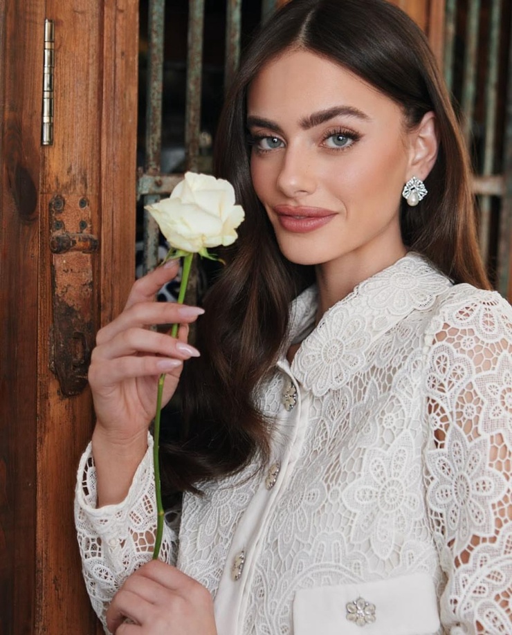 Yael Shelbia Yael Shelbia