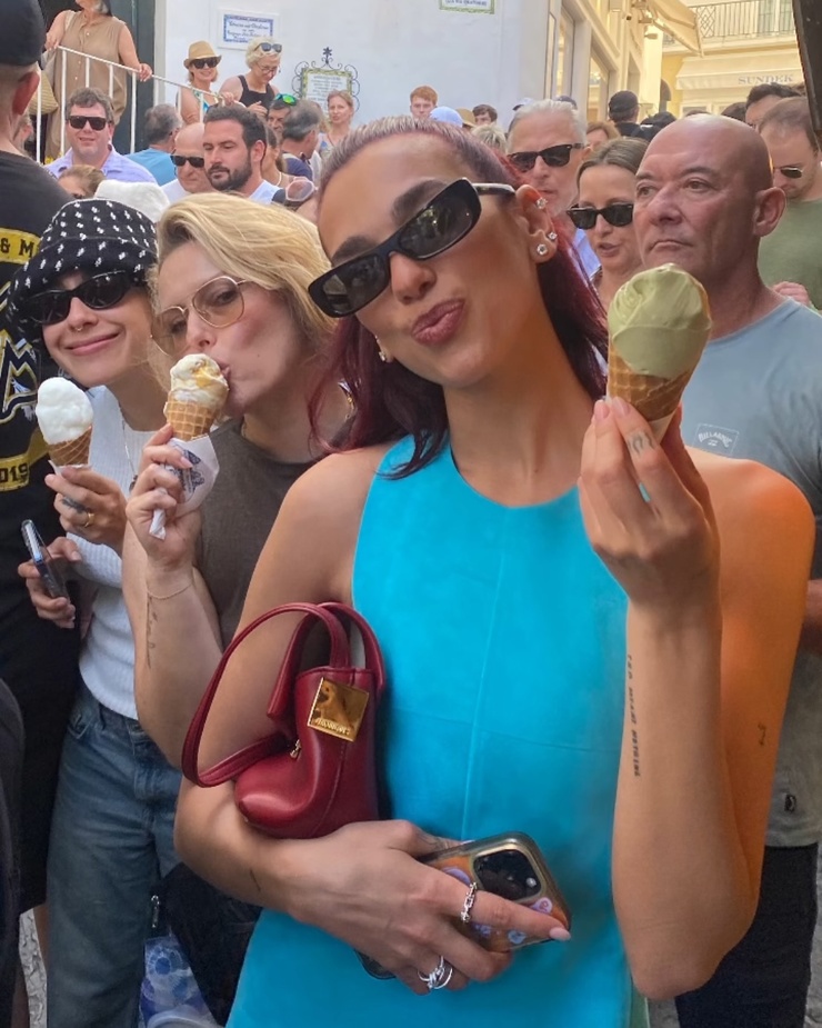 Dua Lipa